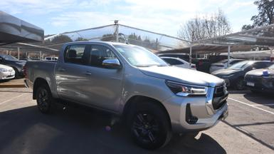 Toyota - Hilux